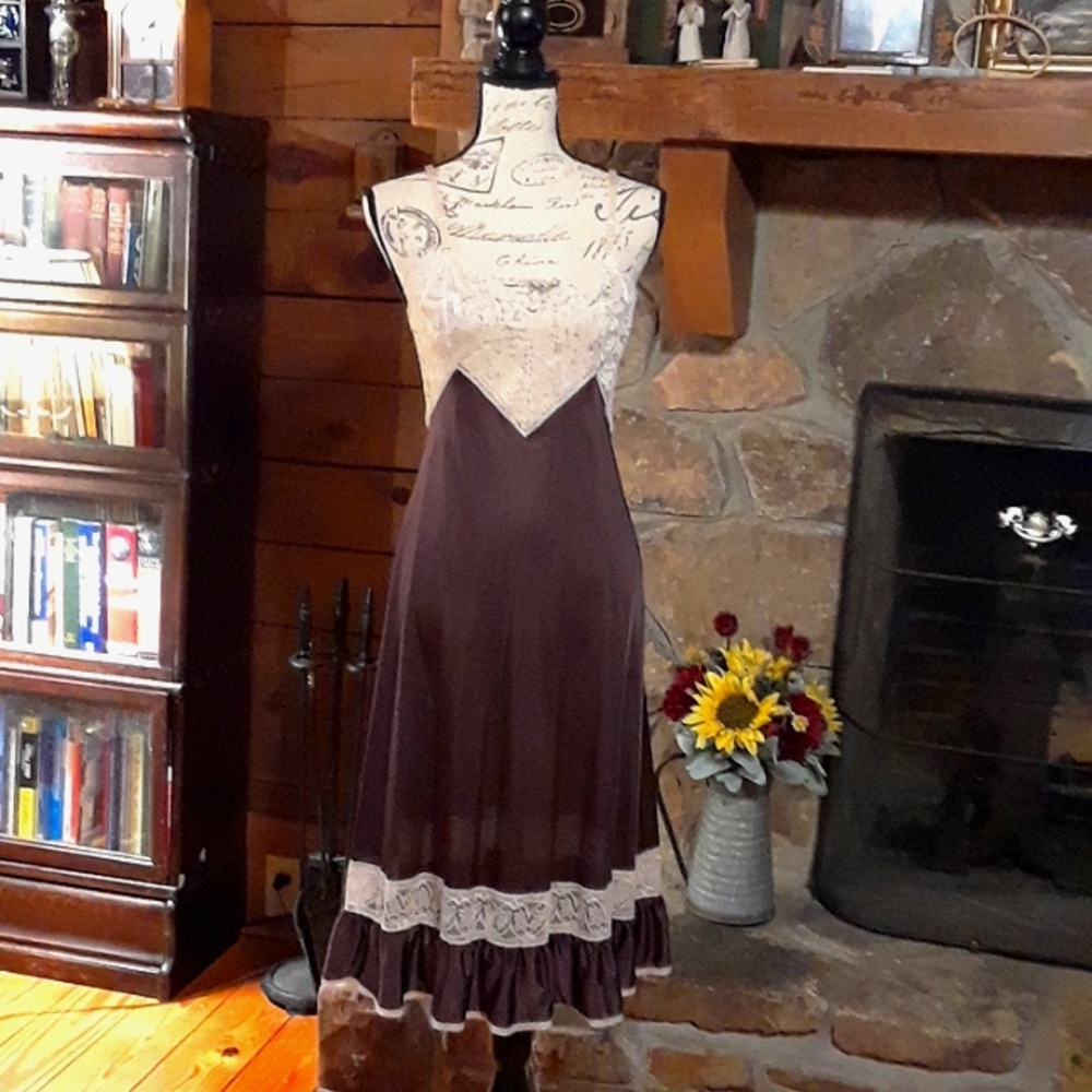 Vintage brown slip with lace